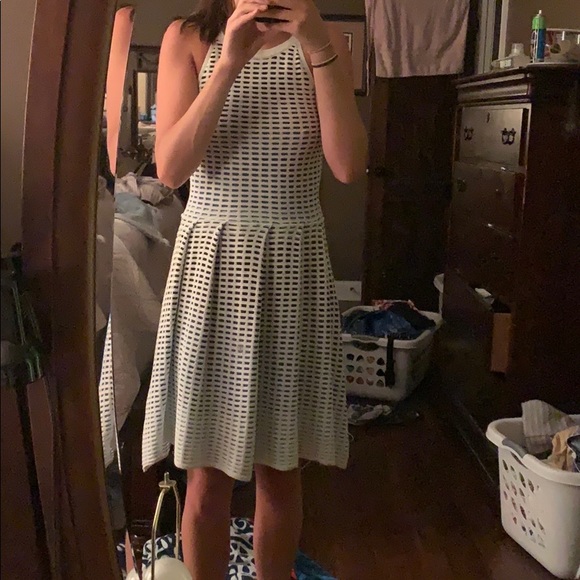 Perfect Summer Parker Dress - Picture 2 of 5